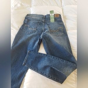 LEVIS-Signature- Mid-Rise Skinny 8S.      W29 L28